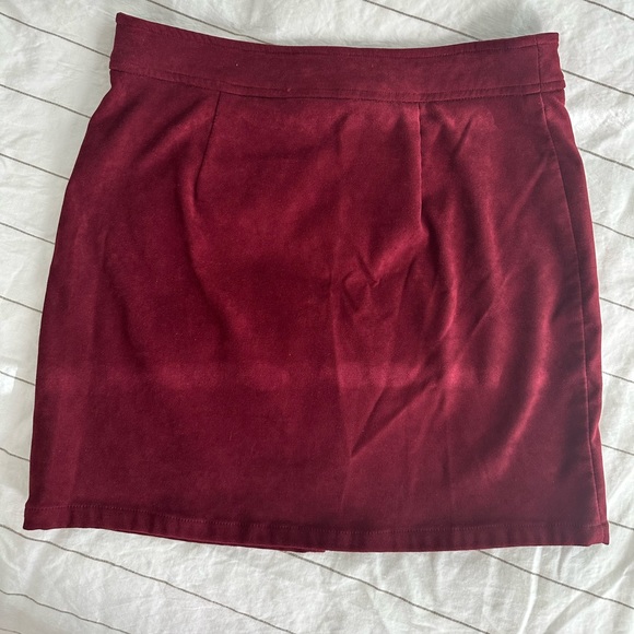 Skirt - Picture 3 of 3